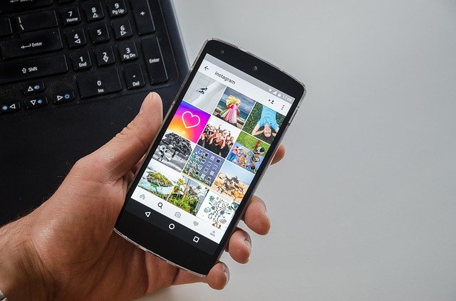 instagram v mobilu